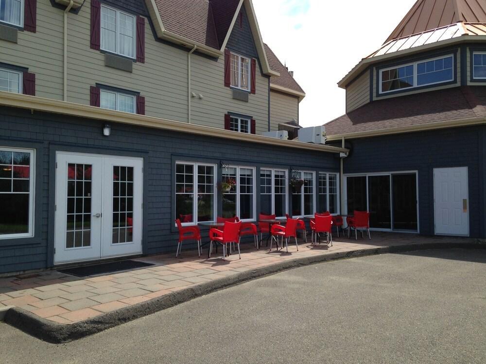 Quality Inn Rivière-du-Loup Esterno foto