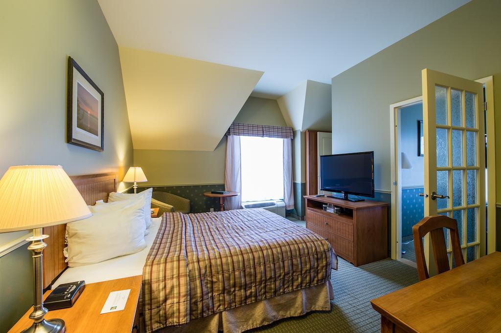 Quality Inn Rivière-du-Loup Esterno foto